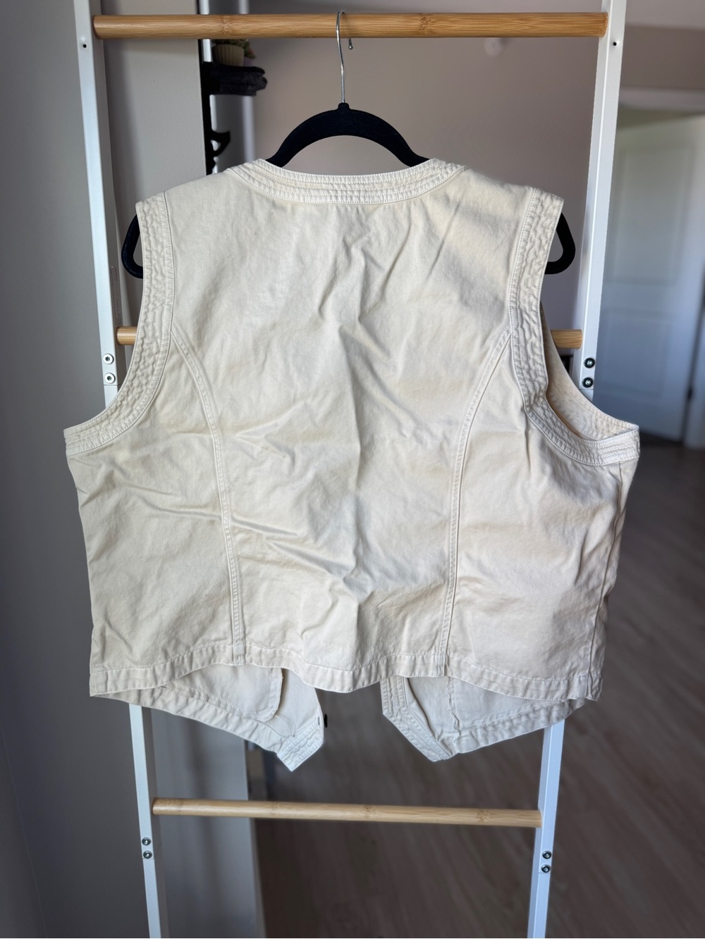 ✨VINTAGE ✨ Orvis Women’s White Canvas Fishing Vest | Size XL, Gorpcore, Buttons - Picture 5 of 7